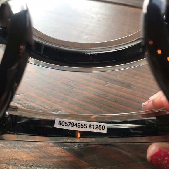 Black Gucci bracelet - Picture 2 of 4